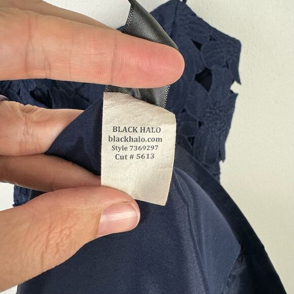 Black Halo Ora Navy Floral Cutout Lace Sleeveless Sheath Party Dress - Picture 8 of 10